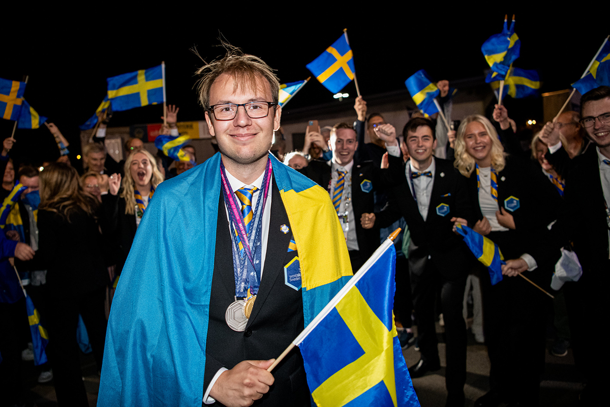 Fredrik Cederlöw, flygttekniker och silvermedaljör i yrkes-VM. Foto: World Skills Sweden