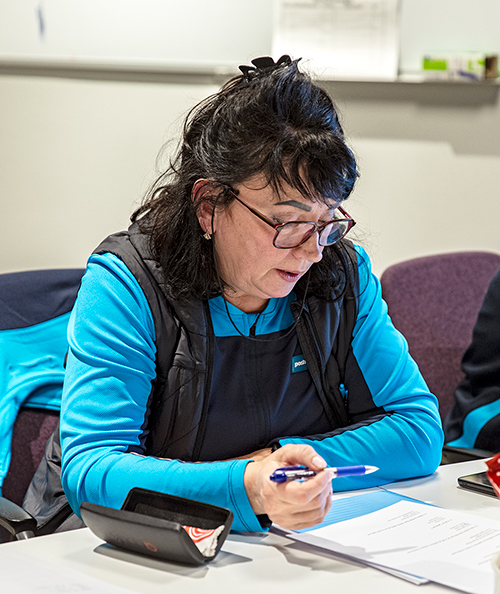 Viktoria Sabic tycker att svenskkursen är jättebra och vill lära sig mer. Foto: Justina Öster