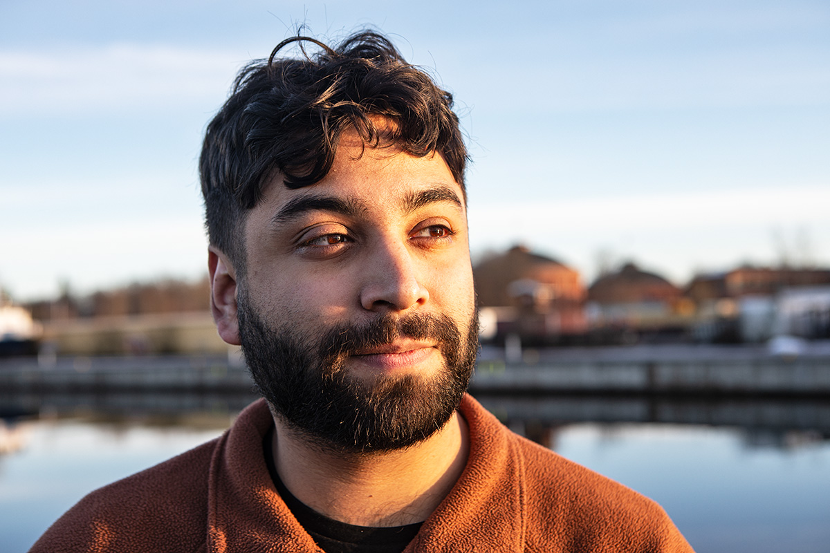 Alve på Skeppsbron, på andra sidan Gavleån ligger gasklockorna på Brynäs. I dag något av en symbol för staden och använda i för olika evenemang. Foto: Lilly Hallberg